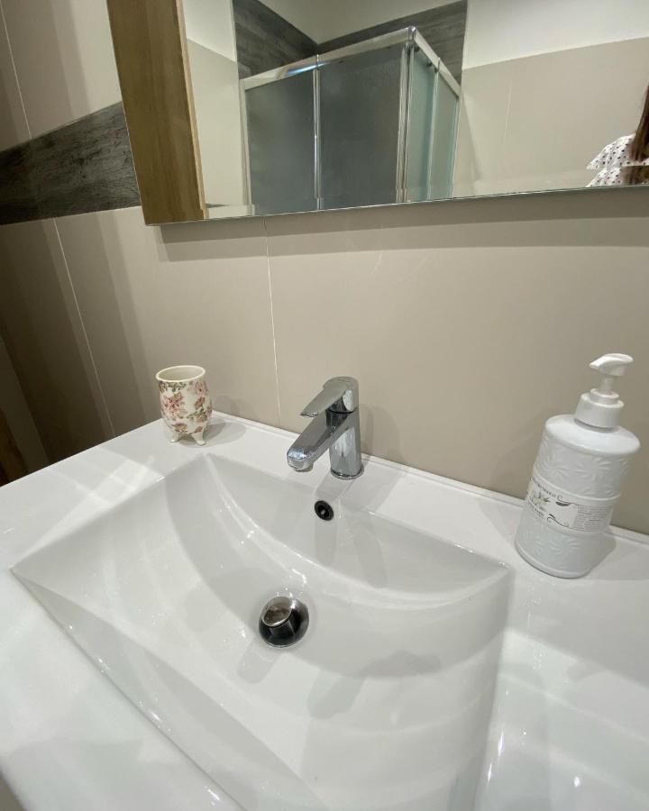 Casa Anita Apartment เนเปิลส์ ภายนอก รูปภาพ
