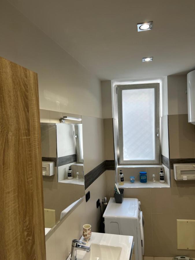 Casa Anita Apartment เนเปิลส์ ภายนอก รูปภาพ