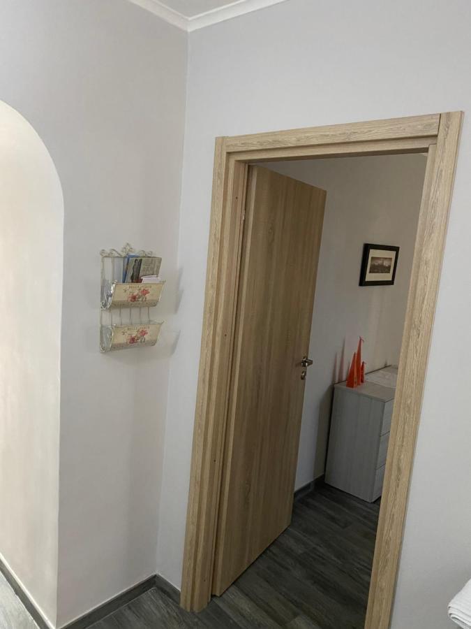 Casa Anita Apartment เนเปิลส์ ภายนอก รูปภาพ